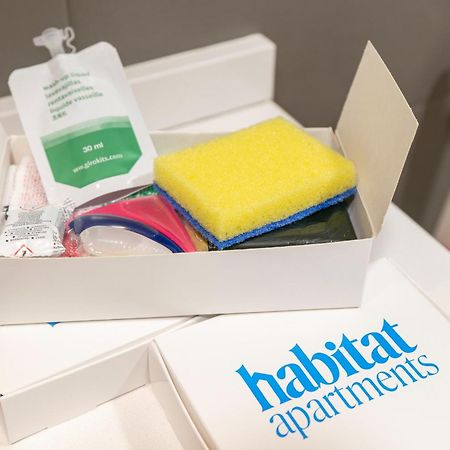 Habitat Apartments Teatre لوسبيتاليت دي يوبريغات المظهر الخارجي الصورة