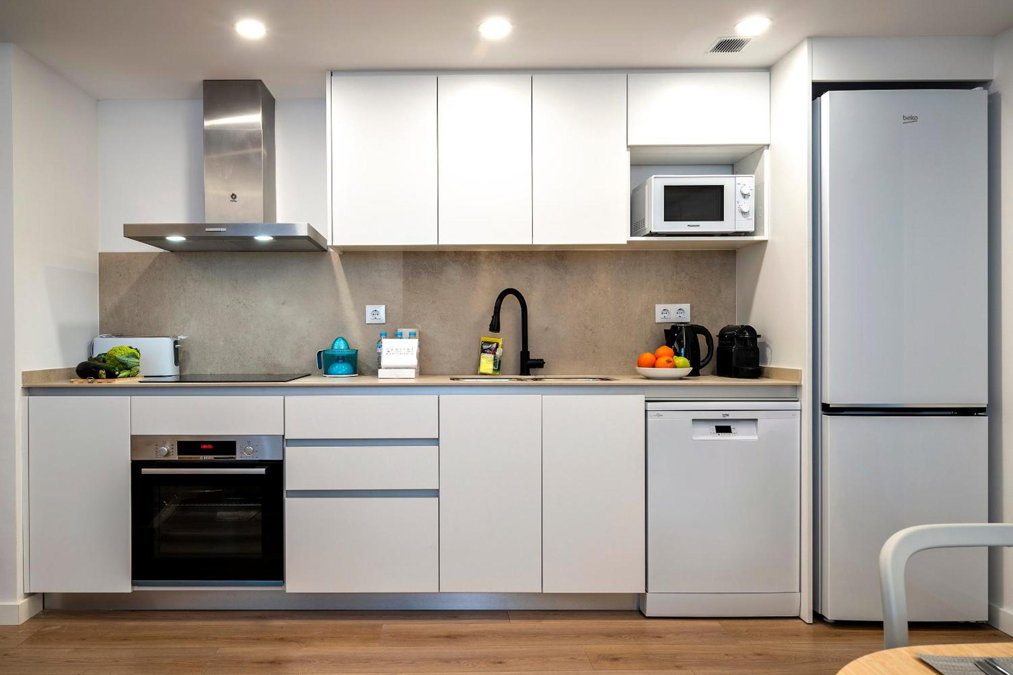 Habitat Apartments Teatre لوسبيتاليت دي يوبريغات المظهر الخارجي الصورة